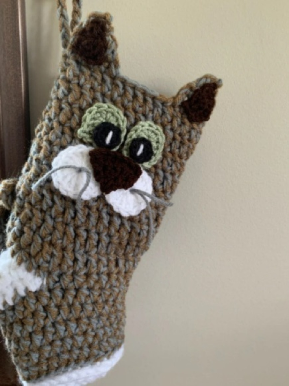 Handmade Brown Cat Knit Cat Toy Holder - Unbranded